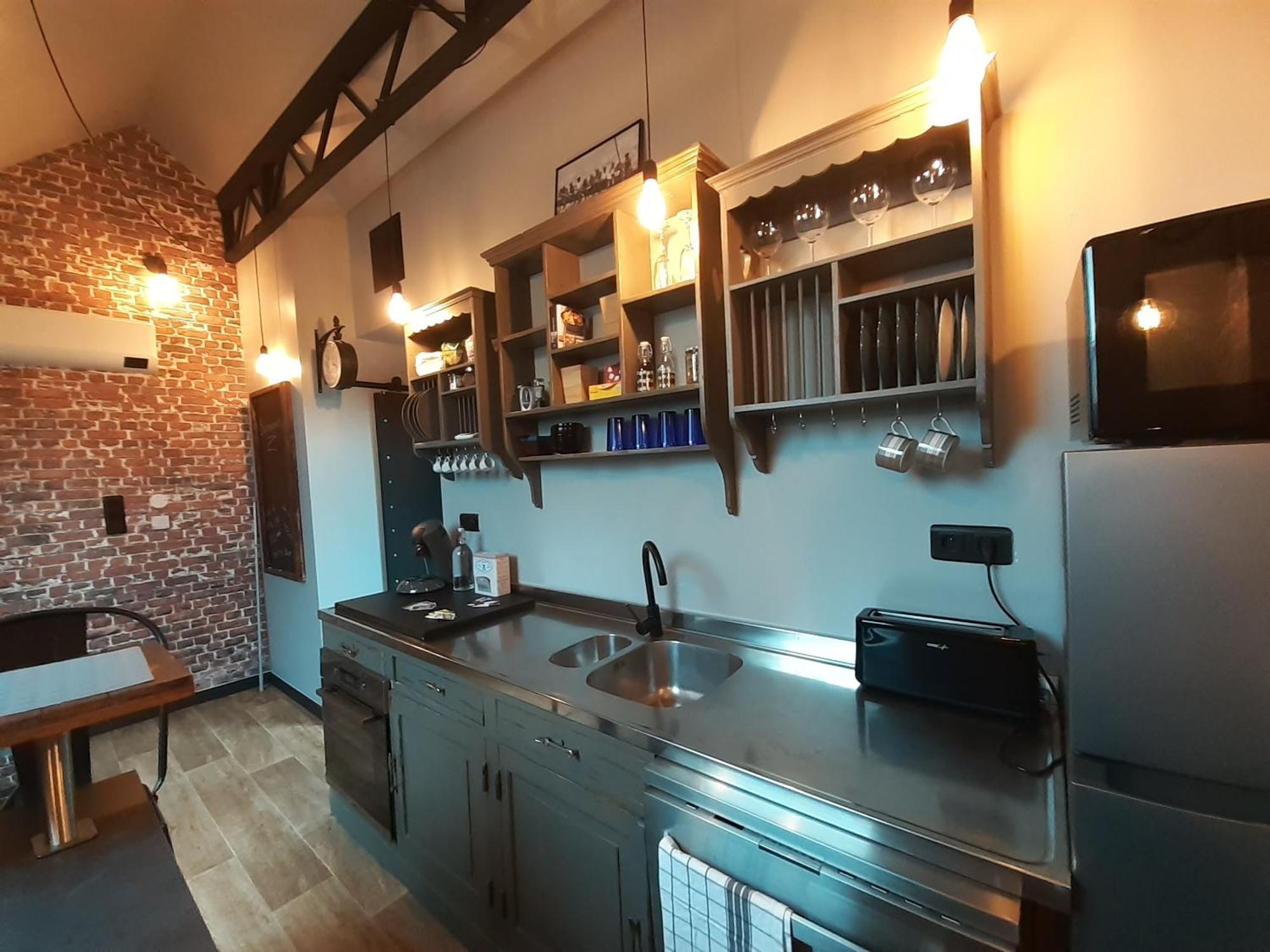 Factory, Appart Hotel Valenciennes Aulnoy-lez-Valenciennes 외부 사진